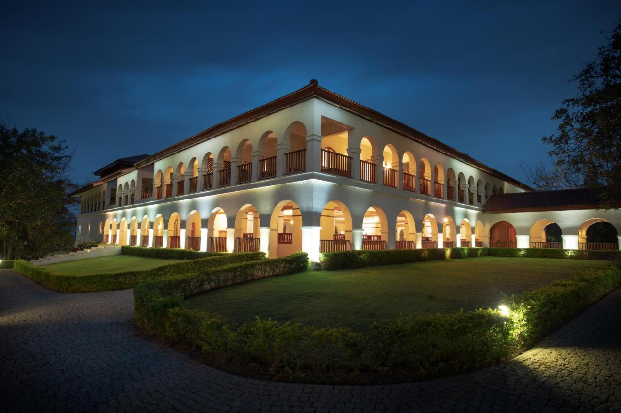 Sanctum Inle Resort Inle Lake Esterno foto