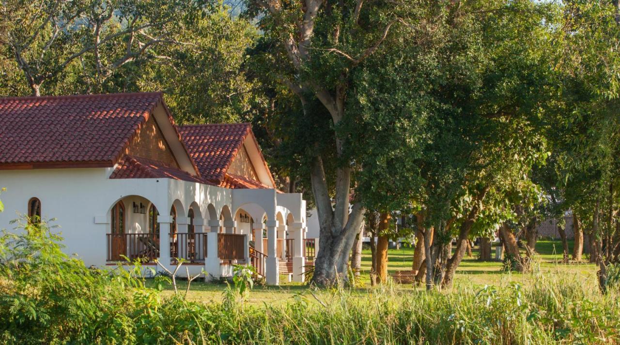 Sanctum Inle Resort Inle Lake Esterno foto