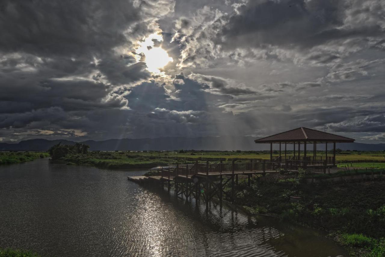 Sanctum Inle Resort Inle Lake Esterno foto